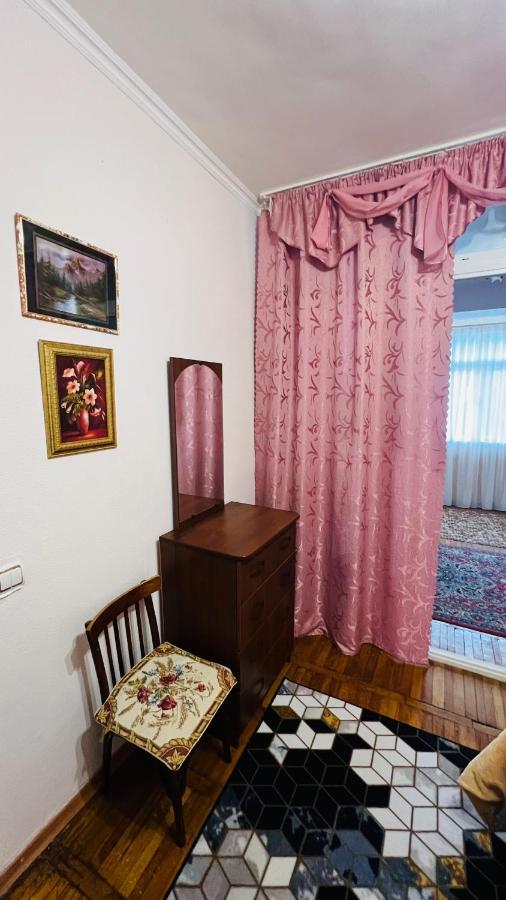 Flat Near The Sea Apartment Гагра Екстериор снимка