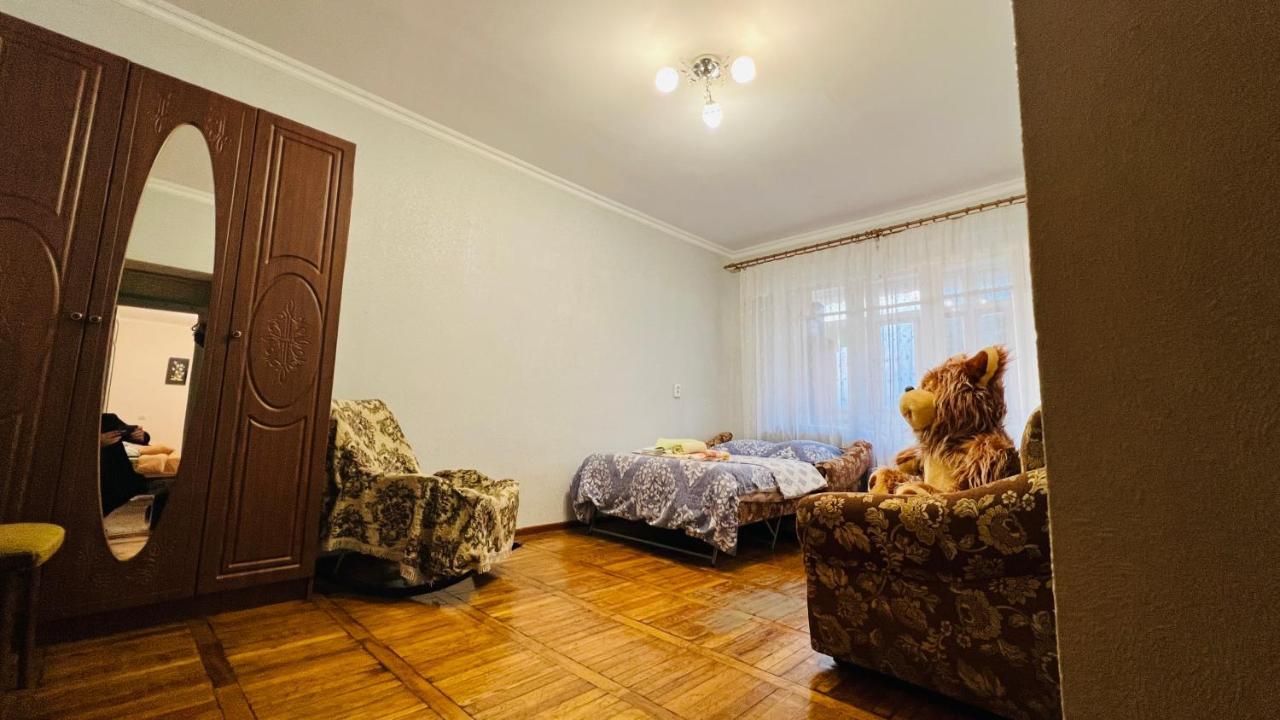 Flat Near The Sea Apartment Гагра Екстериор снимка