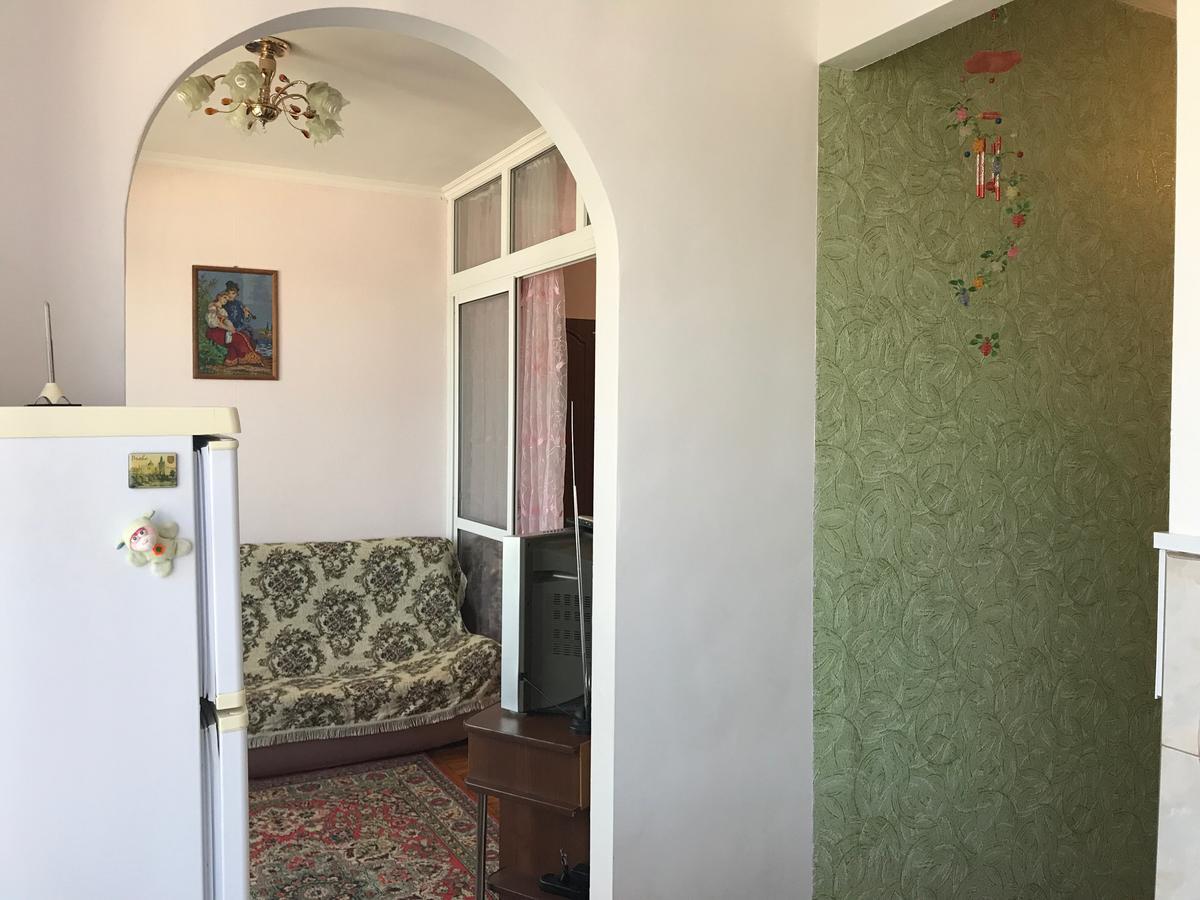 Flat Near The Sea Apartment Гагра Екстериор снимка