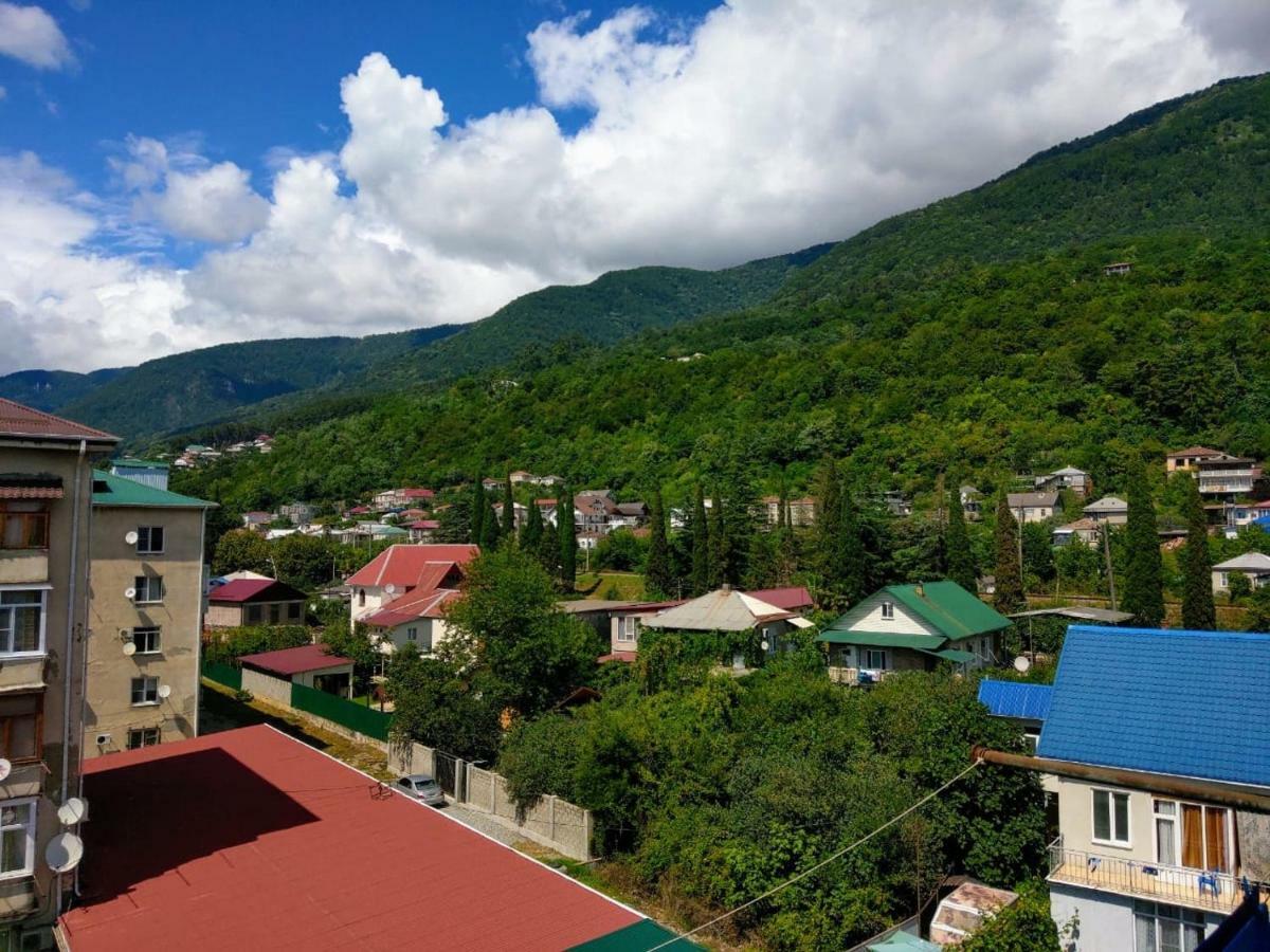 Flat Near The Sea Apartment Гагра Екстериор снимка